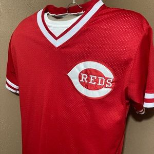 Red’s Authentic Baseball jersey Pete Rose Large Mitchell and Ness Home Jersey.